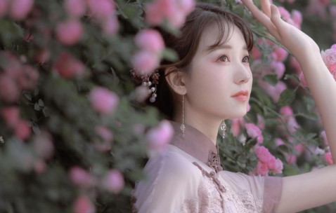 47岁子宫内膜增厚怎么办